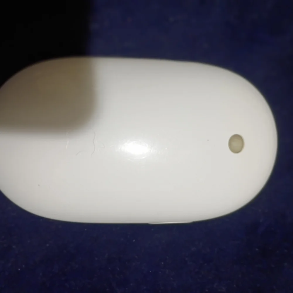 Apple Wireless Magic Mouse (Model A1197) 🍏
